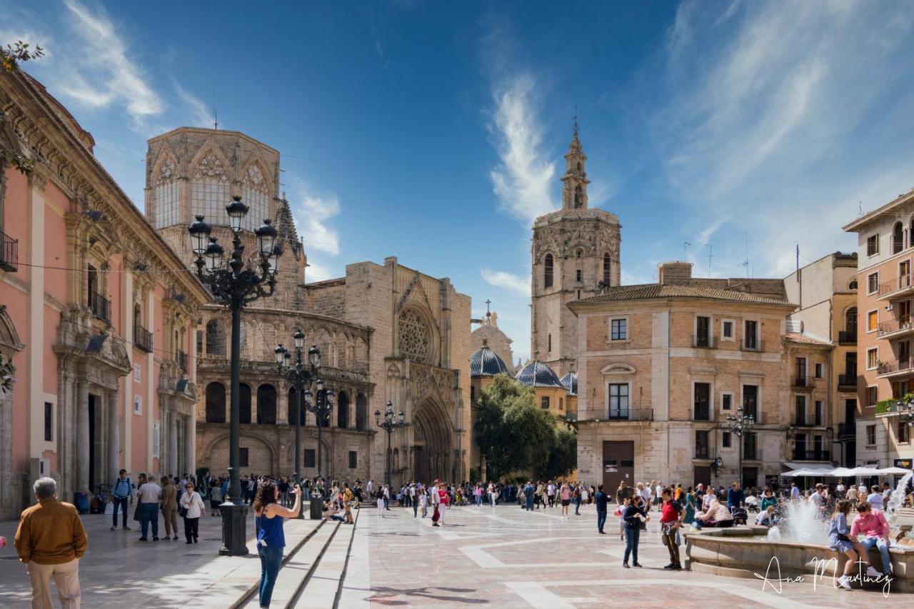 Luminoso. Comodo. Acogedor. Wifi. Junto A Ave Valência Exterior foto