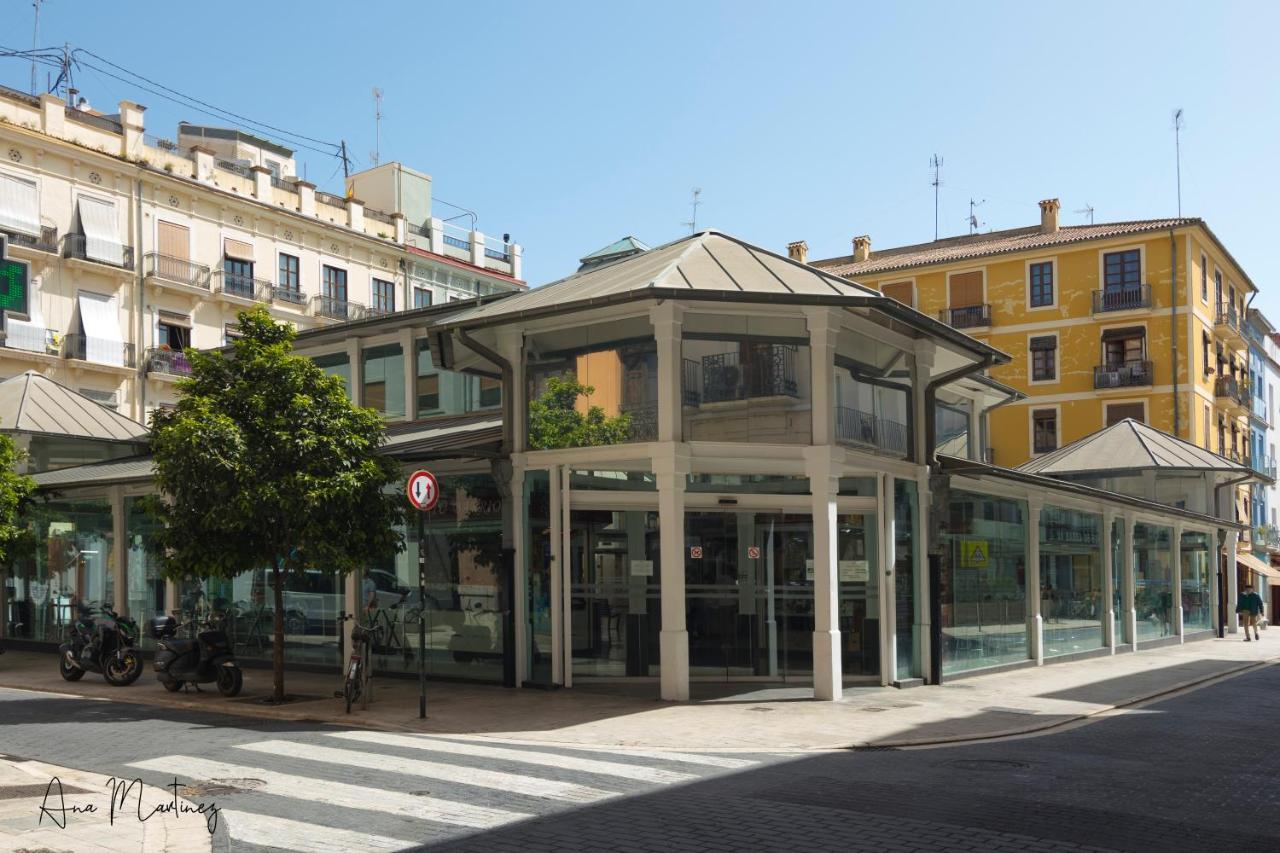 Luminoso. Comodo. Acogedor. Wifi. Junto A Ave Valência Exterior foto