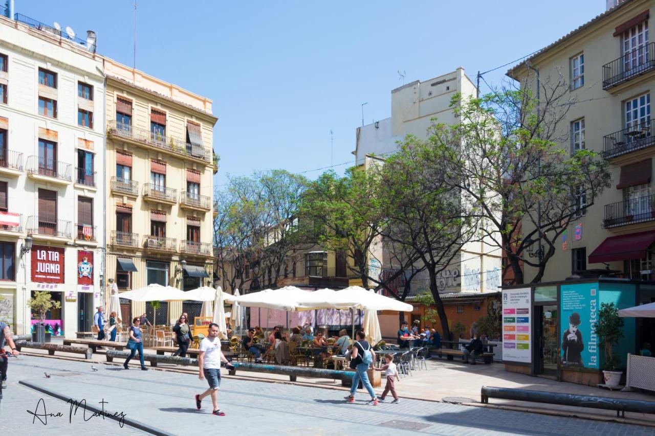 Luminoso. Comodo. Acogedor. Wifi. Junto A Ave Valência Exterior foto